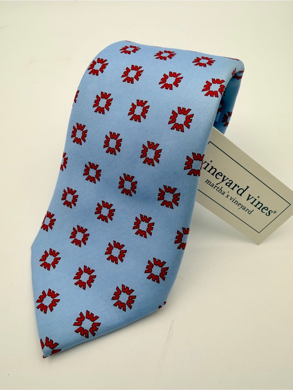 NWT Vineyard Vines The Westchester Bank Custom Silk Tie Blue Red